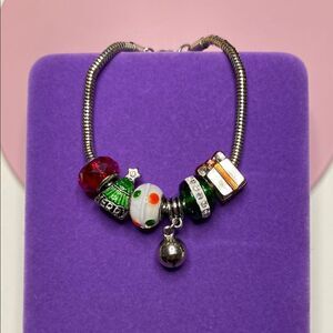 💛 Classic Silver Colorful Christmas Charm Bracelet